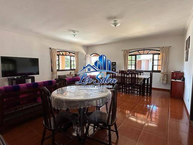 Casa para Venda em Piracaia - 4
