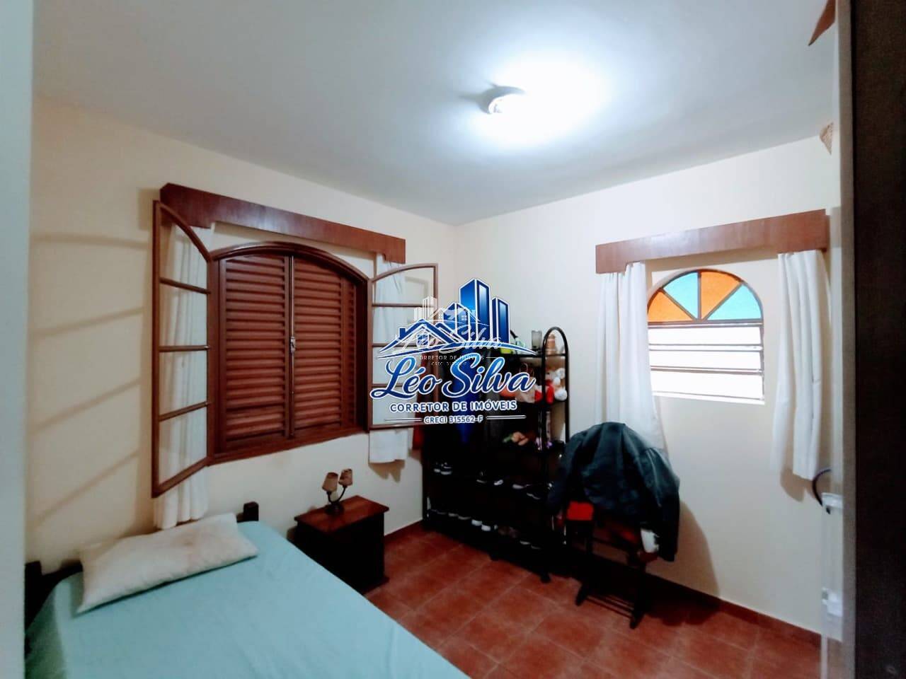 Sítio, 4 quartos, 2100 m² - Foto 5
