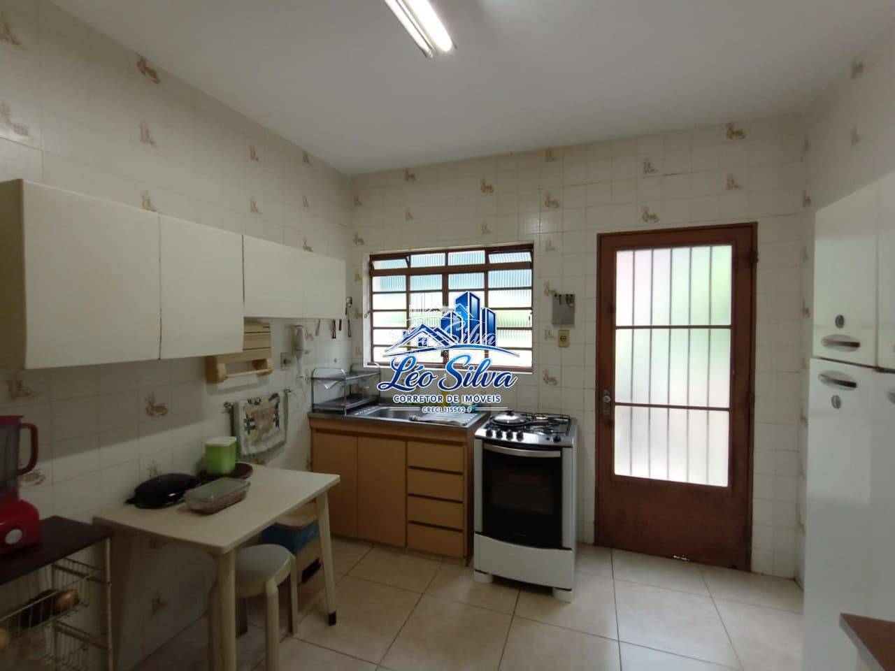 Sítio, 4 quartos, 2100 m² - Foto 17